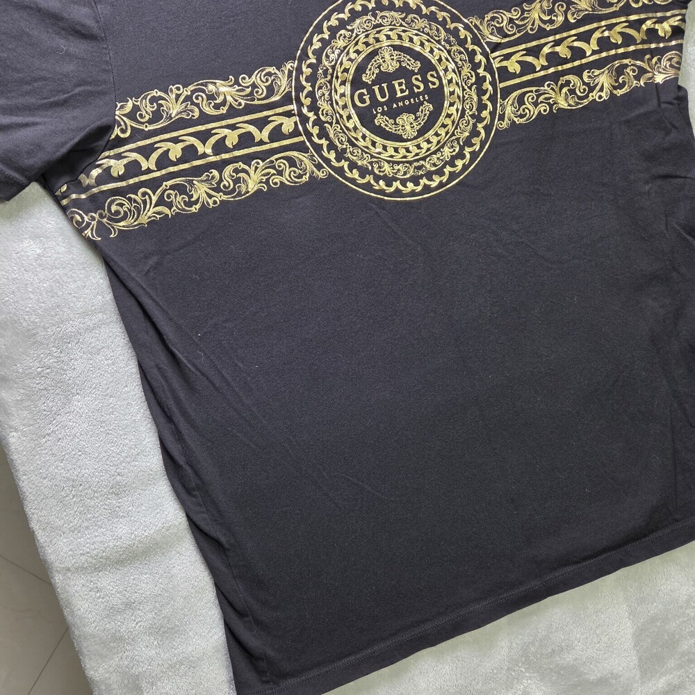 GUESS Men's Black Gold Baroque Medallion V-Neck T-Shirt XL - Picture 3 of 6